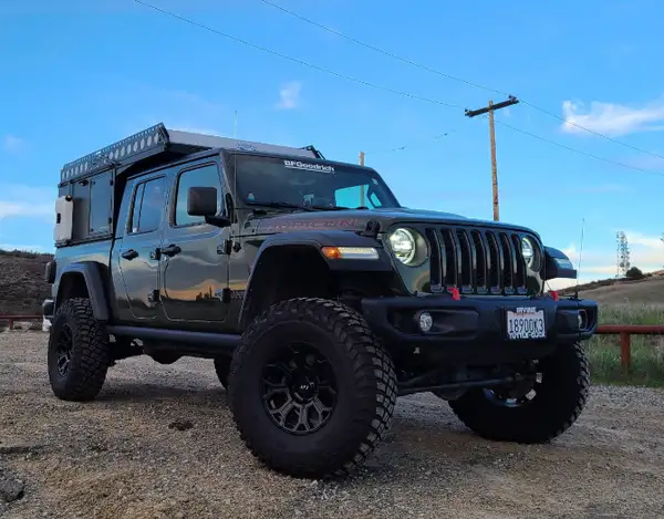 JEEP GLADIATOR (JT, DIESEL) 2019 – PRESENT 4.0” DYNAMIC LIFT KIT