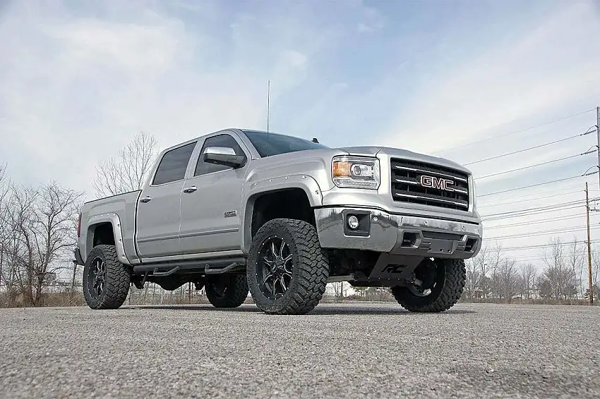 Fits Chevy/GMC 1500 (14-18 & Classic) 5" Lift Kit; Cast Steel; N3 Struts; 22333