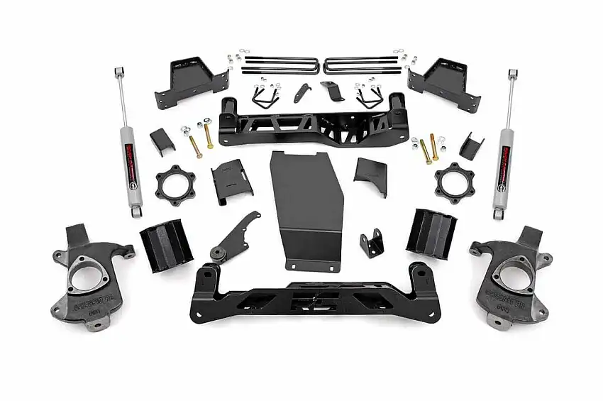 Fits Chevy/GMC 1500 4WD (14-17) 6 Inch Lift Kit; Cast Steel; 22635