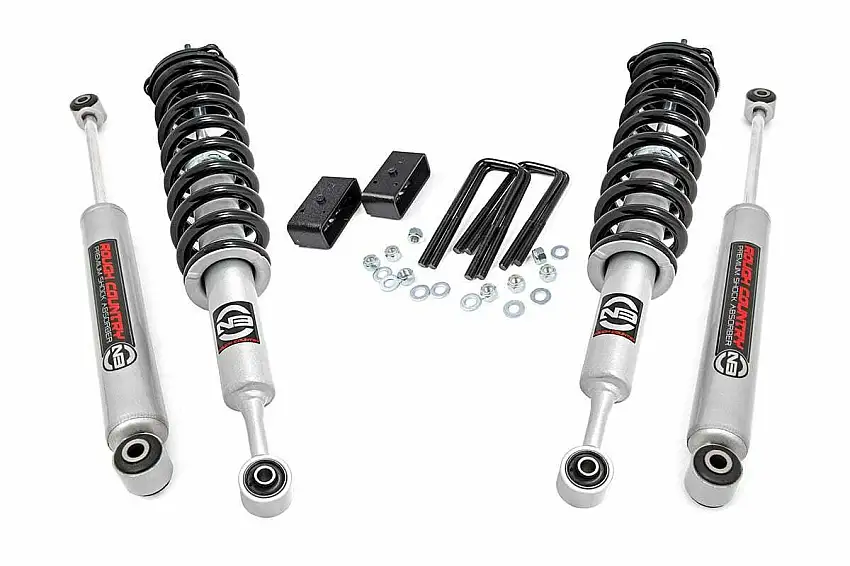 Fits Toyota Hilux 4WD (2006-2020) 2 Inch Lift Kit; 76231