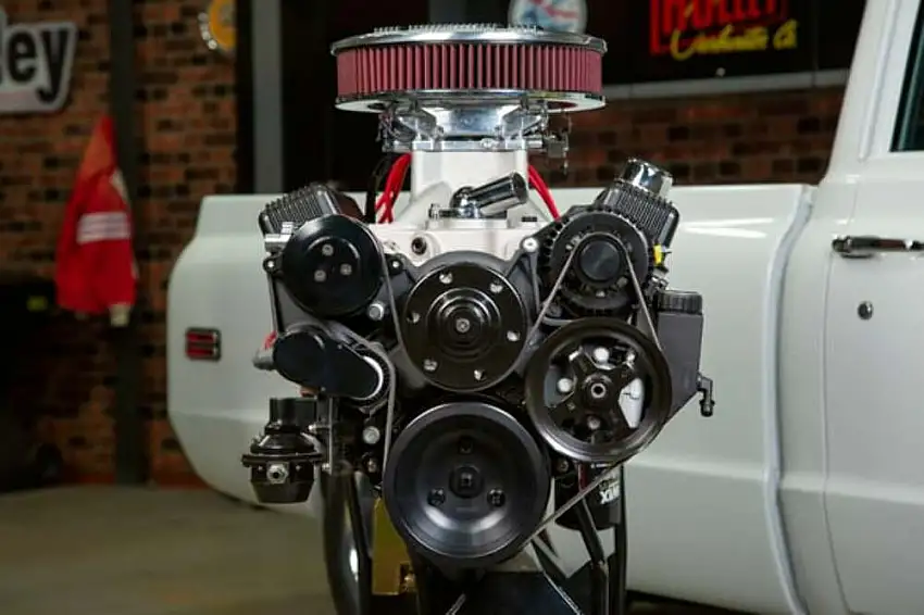 Holley Small Block Chevy Mid-Mount Complete Accessory System - 20-240BK